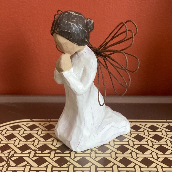 WILLOW TREE ANGEL OF PRAYER - Picture 2 of 5